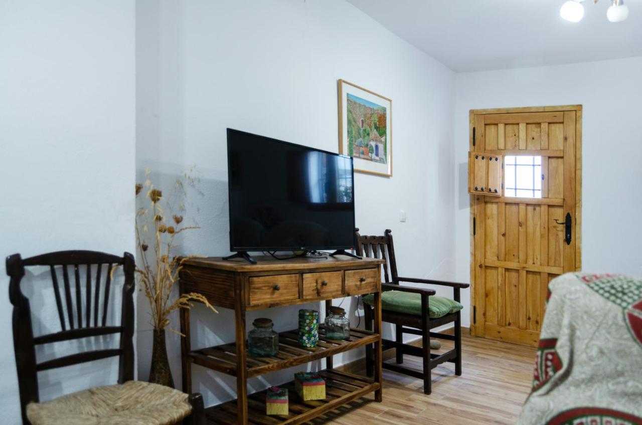 Alquiler Rural Cutar, Casa Robles Villa Eksteriør bilde