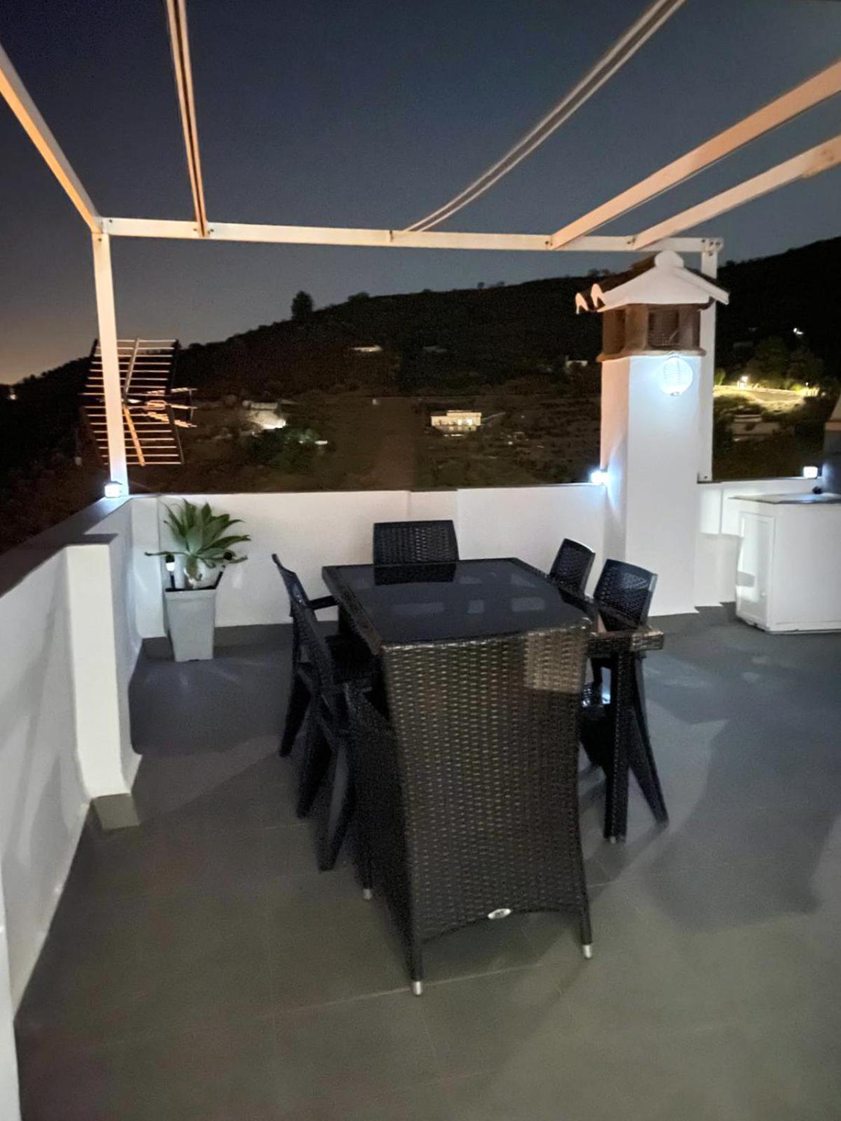 Alquiler Rural Cutar, Casa Robles Villa Eksteriør bilde